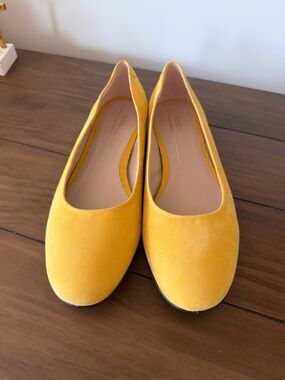 Ecco Women's Yellow Suede Flats